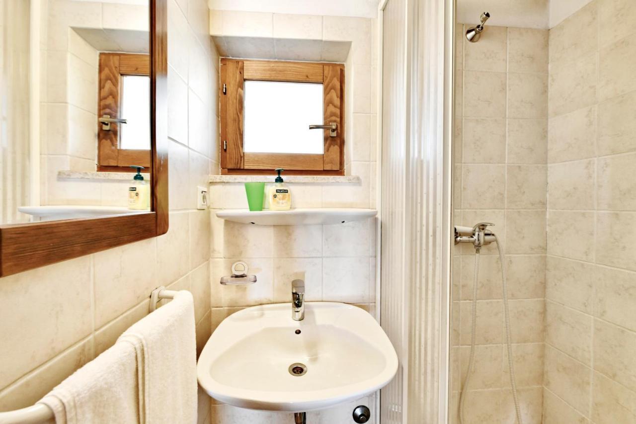 Adriatico Bungalow Пореч Екстер'єр фото