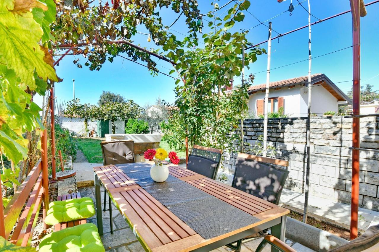 Adriatico Bungalow Пореч Екстер'єр фото