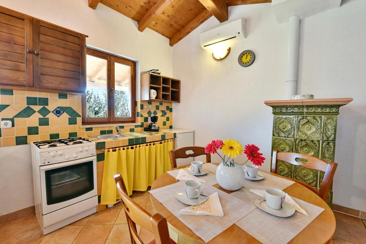 Adriatico Bungalow Пореч Екстер'єр фото