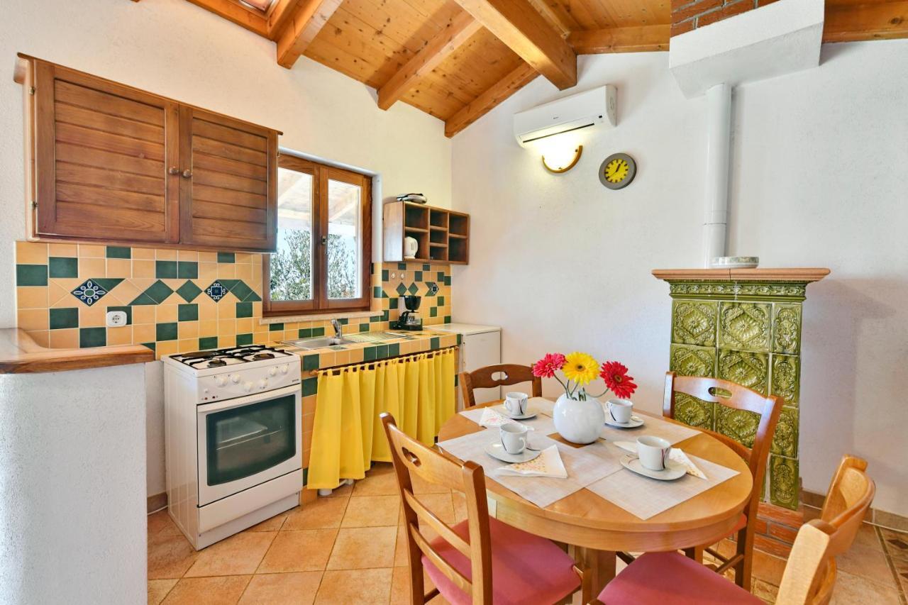 Adriatico Bungalow Пореч Екстер'єр фото