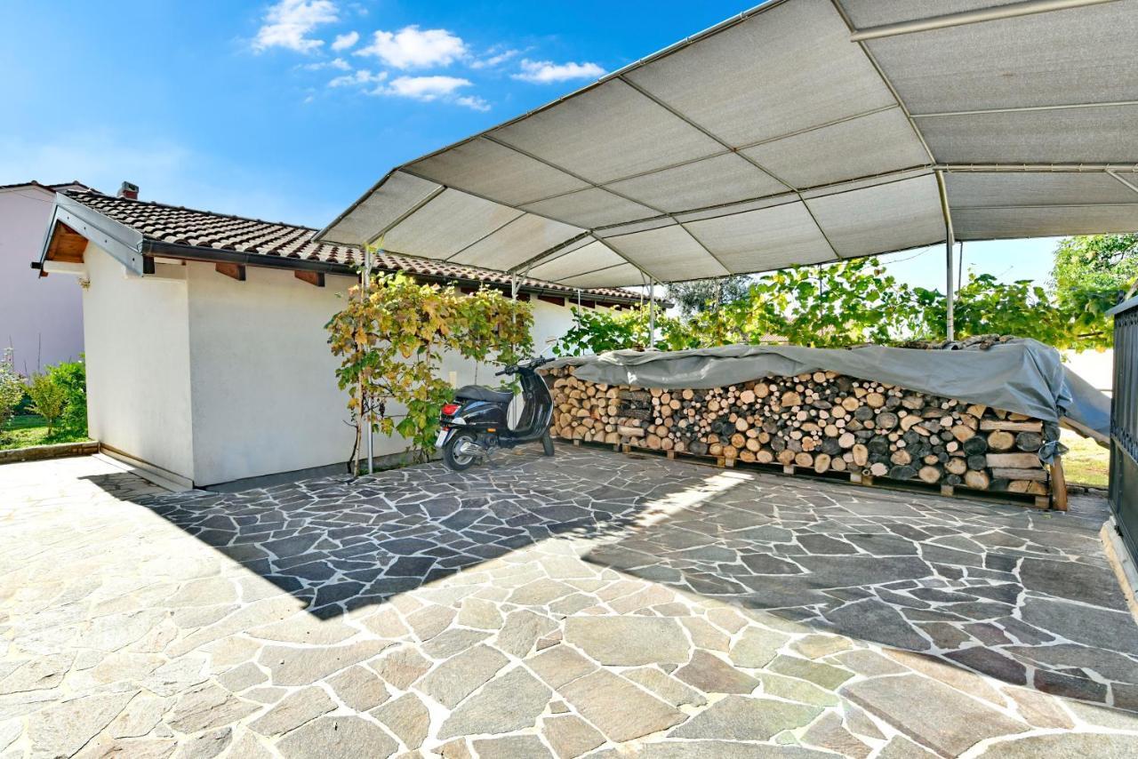 Adriatico Bungalow Пореч Екстер'єр фото
